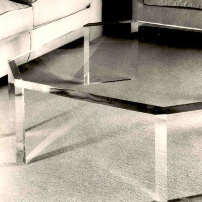 MARCORELLES_TABLE_BASSE_PLEXIGLAS_VINTAGE